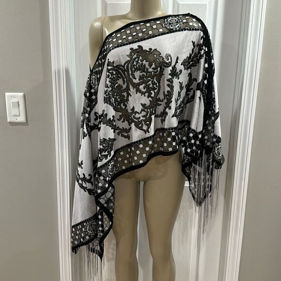 7 WAY SCARF. FOLLOW YOUR HEART. - Picture 3 of 7